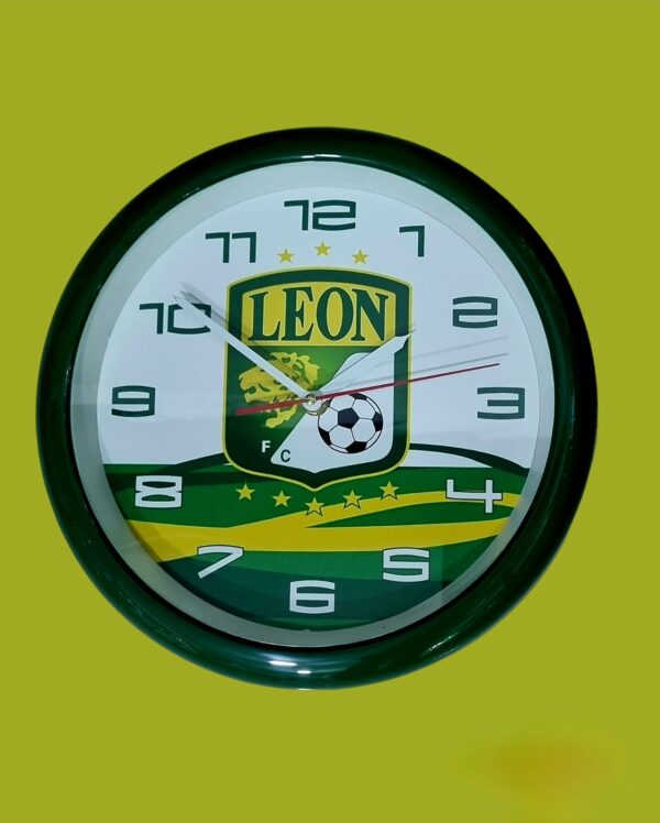 Reloj de Pared Modelo DS7